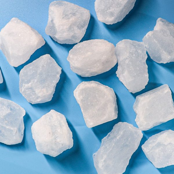 White mineral salt